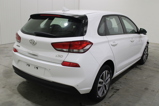 HYUNDAI i30 (2)